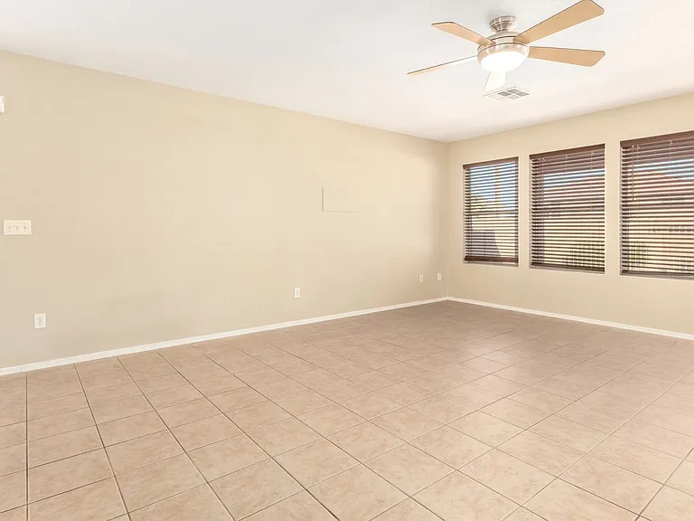 1310 E Beth Dr — Photo 13