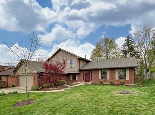 195 Jeanne Dr, Springboro, OH