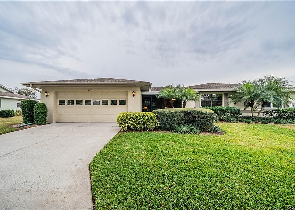 1st image of 2307 Lancaster Dr #13