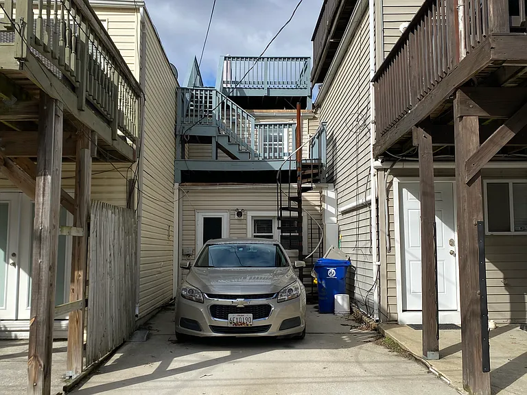 1711 Patapsco St — Photo 13