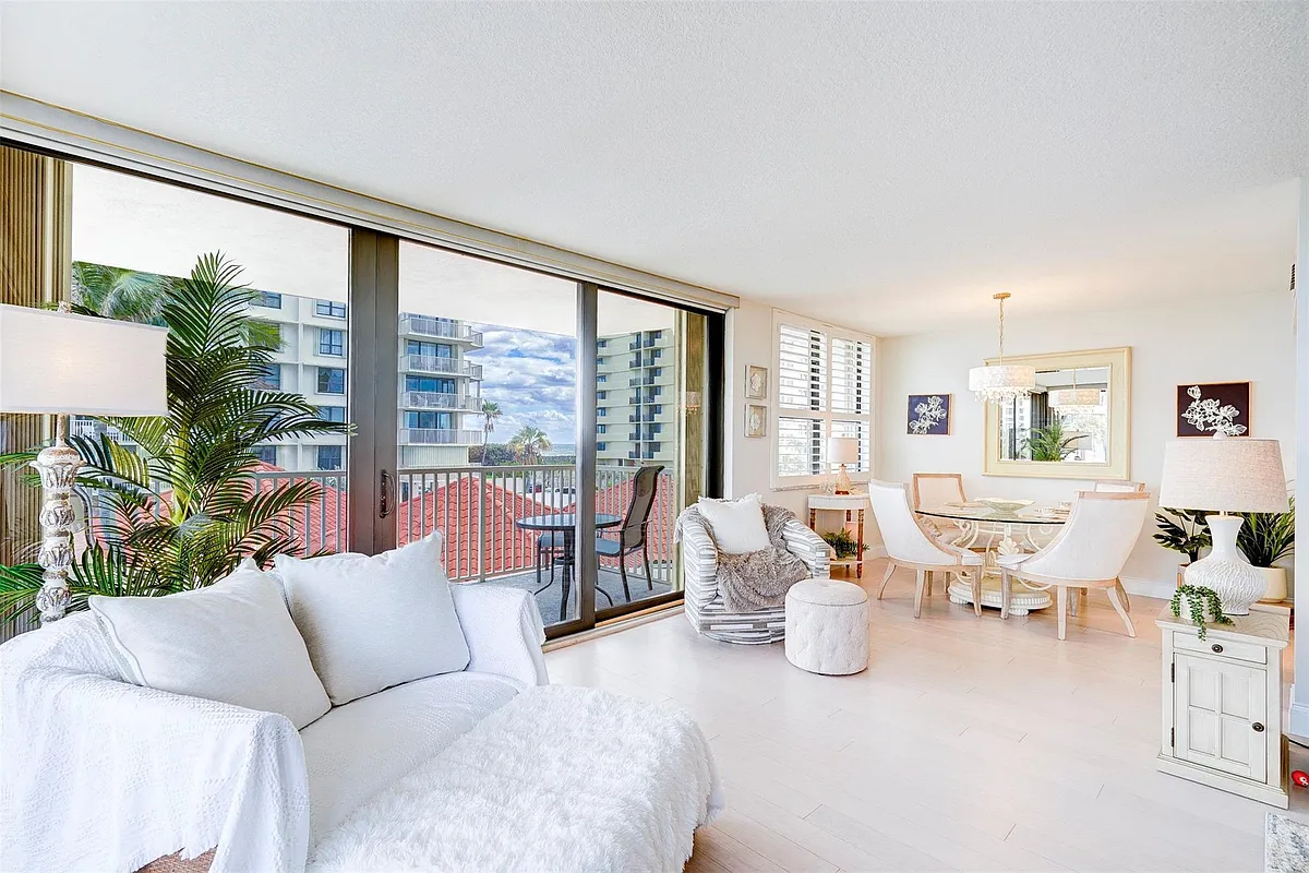 Building Photo - 5480 N Ocean Dr #B2A