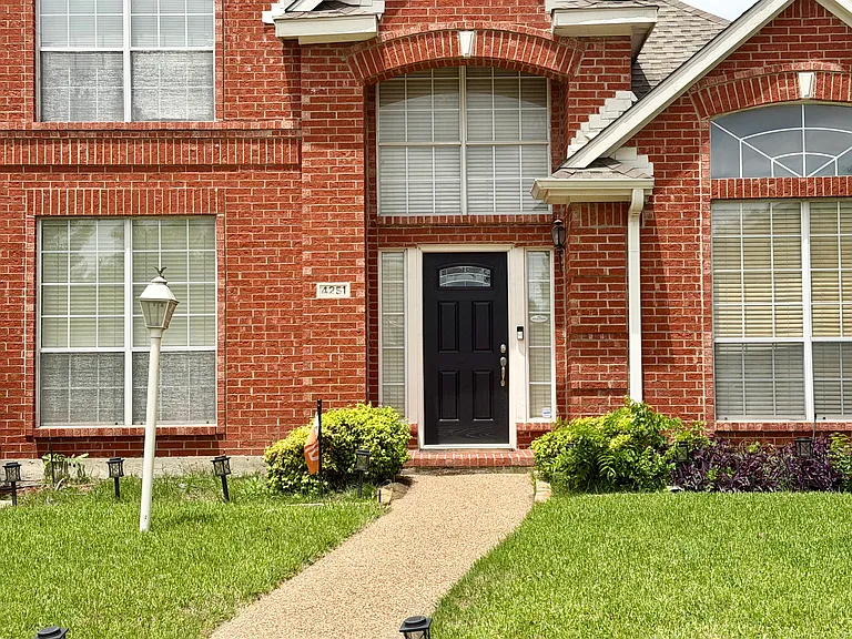 4251 Millview Ln — Photo 25
