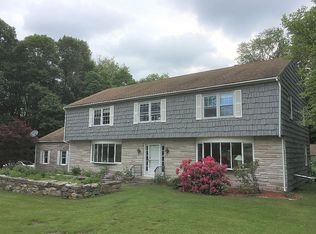 12 Bank St, N Bennington, VT 05201