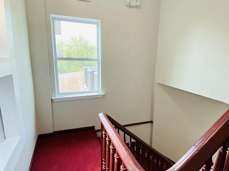 628 N Carrollton Ave — Photo 5