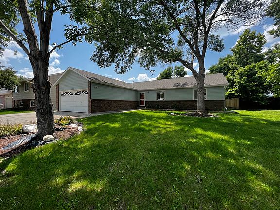2nd image of 1065 S Edinburgh Dr