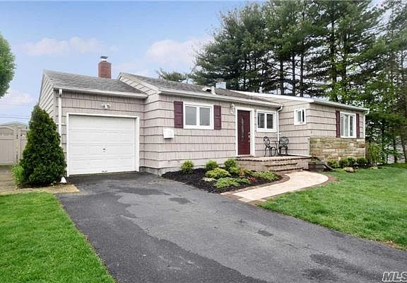 2nd image of 33 Vera Ave