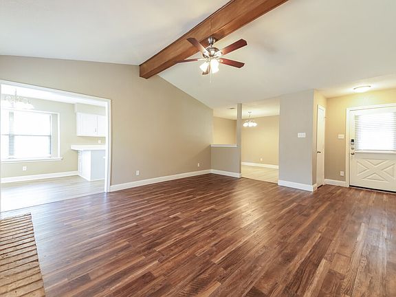 4th image of 5237 Prairie Creek Dr