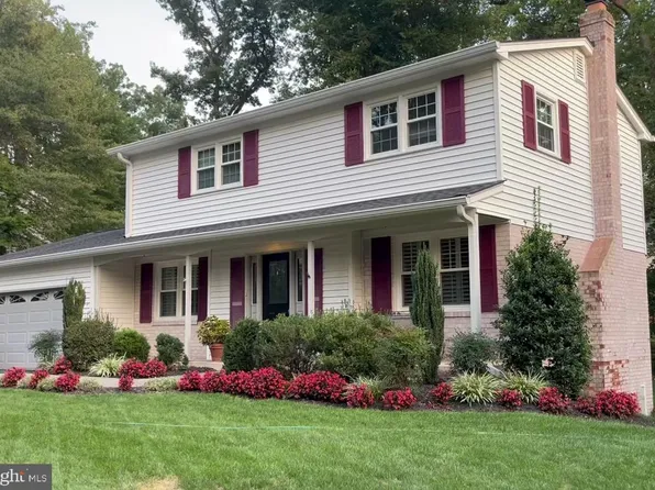 9211 Cutting Horse Ct, Springfield, VA 22153