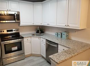 154 Cross Slope Ct UNIT C, Manalapan, NJ
