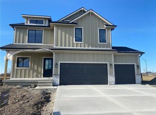 508 NE 15th St, Grimes, IA 50111