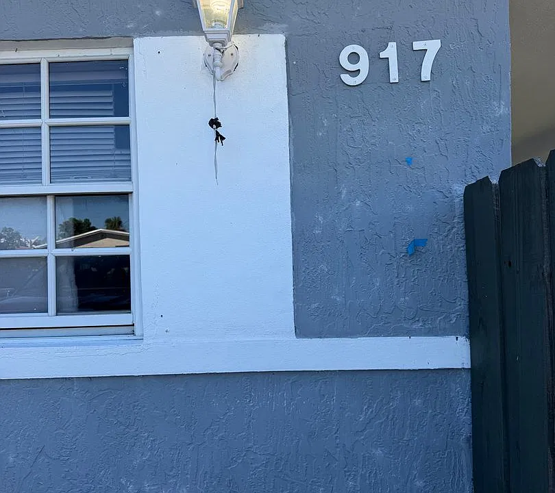 917 NW 3rd Ave