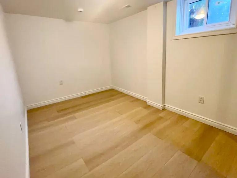 979 Danforth Rd — Photo 21