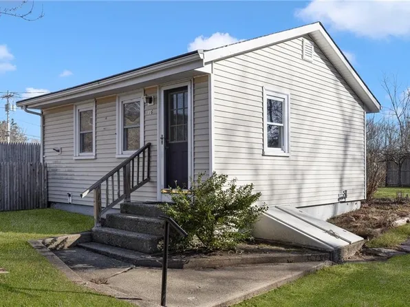 16 Mill Pond Rd, North Kingstown, RI 02852