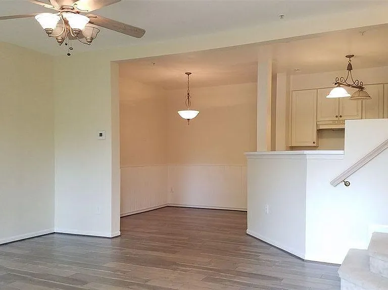 5208 Duke Ct — Photo 25