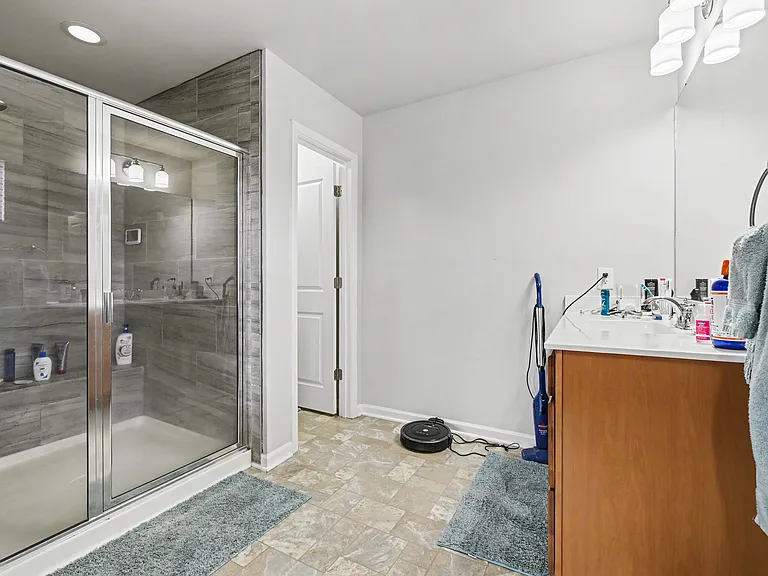 403 Eva St — Photo 22