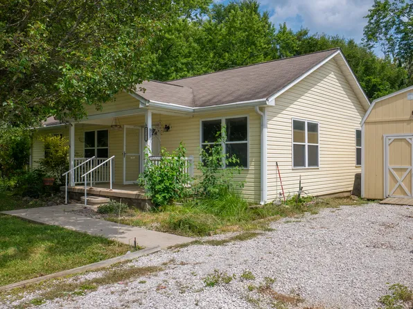 5 Hines St, Whitestown, IN 46075