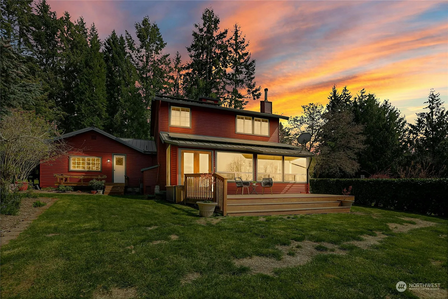 9590 Windsong Loop NE photo 1