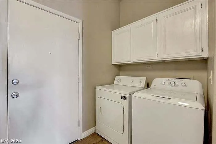 2890 Red Rooster Ct — Photo 11