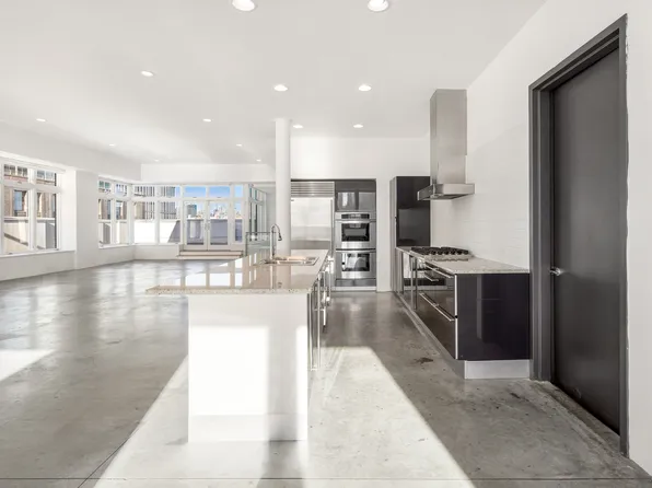 129 Lafayette Street image 1 of 27