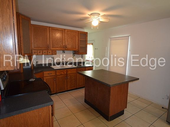 3rd image of 7614 E Penway St