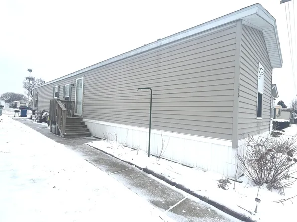 9001 S Cicero Ave Trlr 300, Oak Lawn, IL 60453