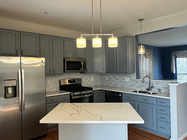 10415 Vista Gardens Dr — Photo 3