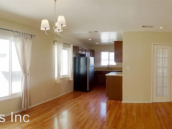 2nd image of 1220 S Shenandoah St APT 06