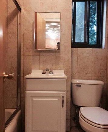 3rd image of 8716 Winchester Blvd APT 4E
