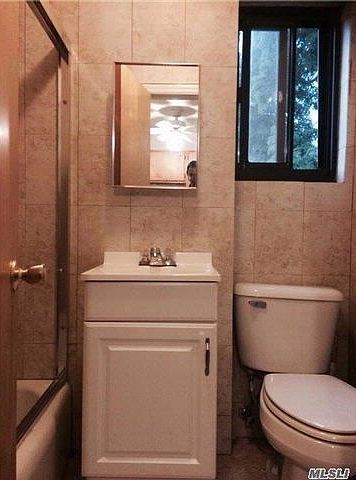 2nd image of 8716 Winchester Blvd APT 3C