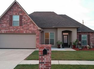 111 Bayou Des Glaises Rd, Broussard, LA 70518