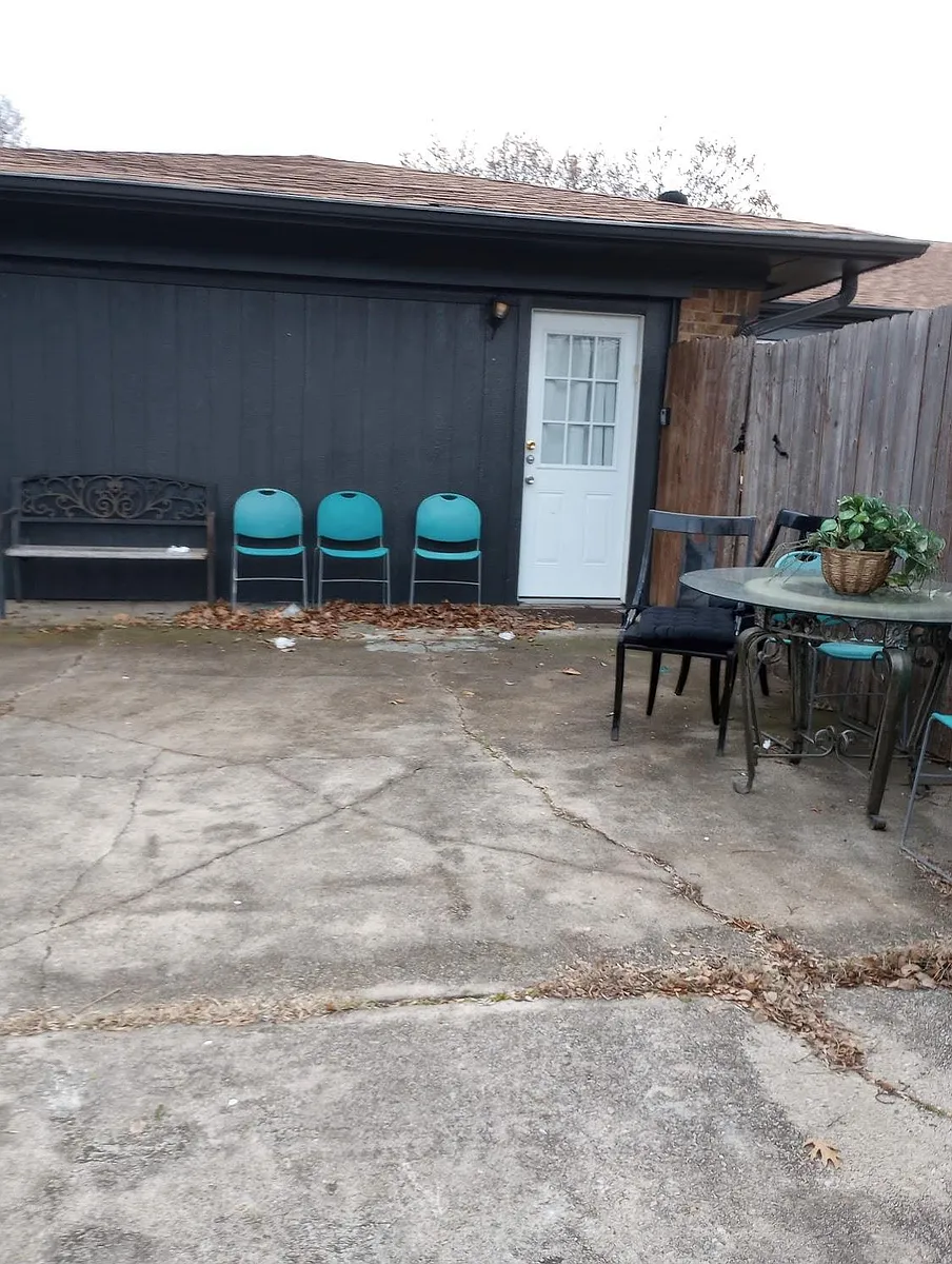 Photo 2 of 14 - 6207 Linden Ln #2 - Dallas, TX Building Photo - 6207 Linden Ln #2