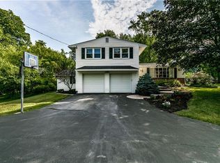 7605 Somerset Ln, Manlius, NY 13104