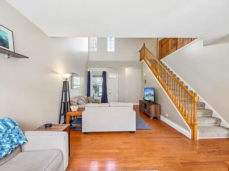 612 Shakespeare Dr — Photo 3
