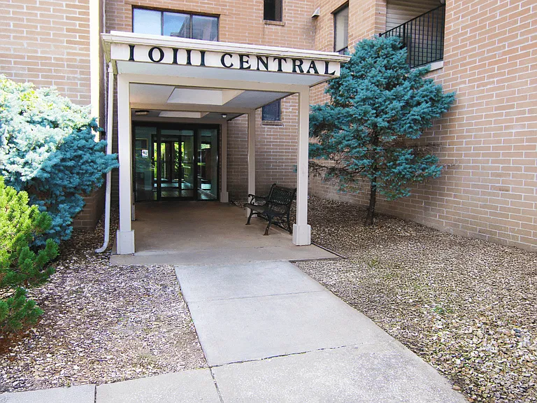 Willow Creek South