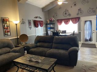 1940 Beech St, Terre Haute, IN 47804