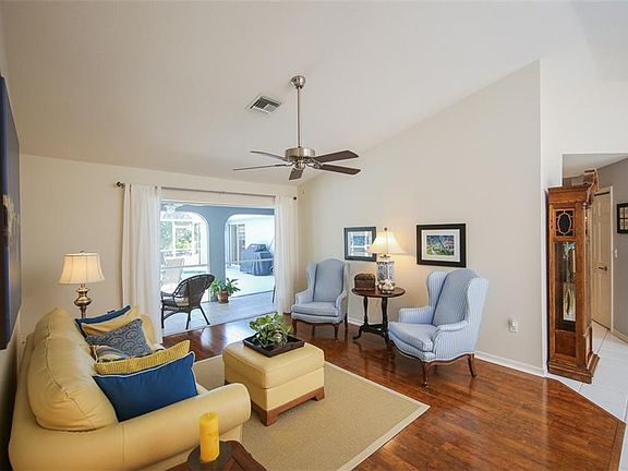 4th image of 4407 Albacore Cir