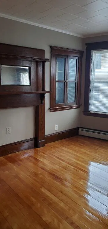 3 bed, 1100 sqft, $1,800 — Photo 3