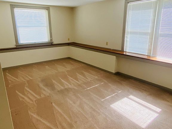 2nd image of 6700 24th Ave NW APT 2