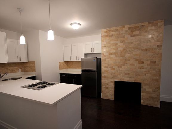 5th image of 72 University Pl APT 5W