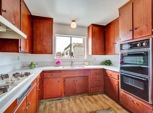 10081 Dewey Dr, Garden Grove, CA 92840