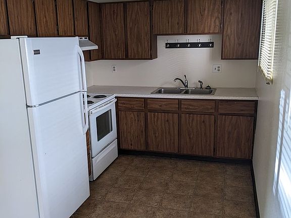 3rd image of 430 W Bickford St #3