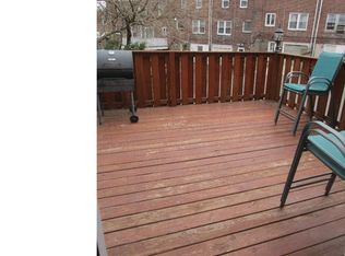 7118 Locust St, Upper Darby, PA 19082