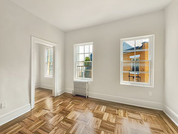 5th image of 4 Milligan Pl #3W