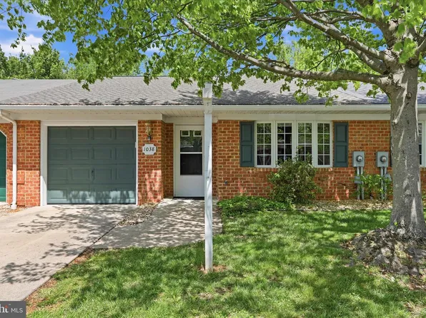 1038 Matthew Ct, Hagerstown, MD 21742
