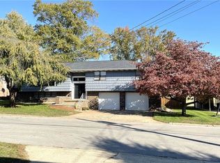 903 30th St, Parkersburg, WV 26104