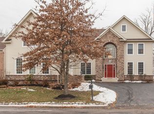 242 River Crest Dr, Phoenixville, PA 19460