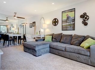 751 N Los Felices Cir #217, Palm Springs, CA 92262