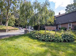 253 West St #P, Southington, CT 06489