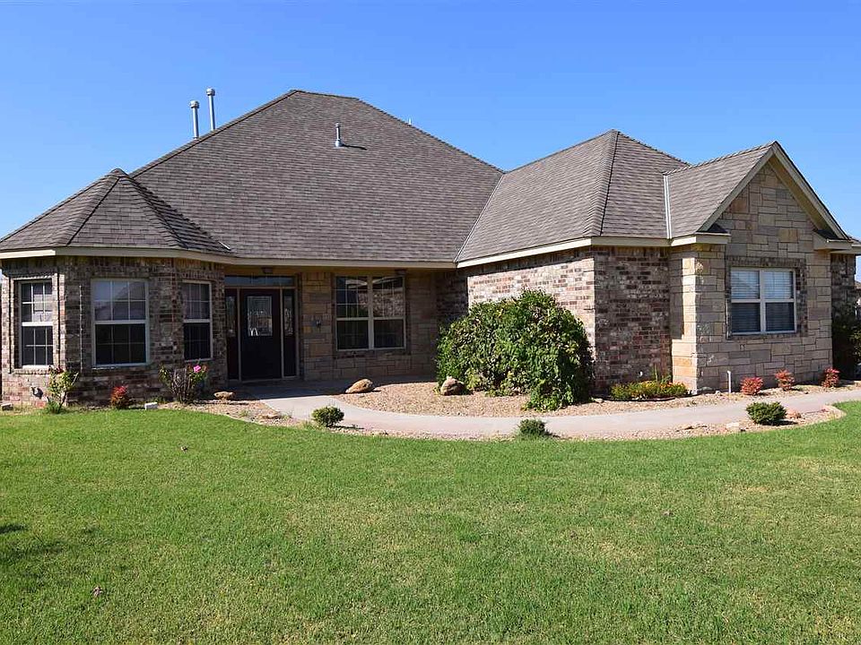 1st image of 112 NW Sandy Trail Cir