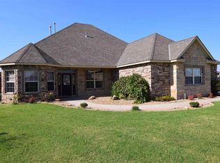 112 NW Sandy Trail Cir, Lawton, OK 73505